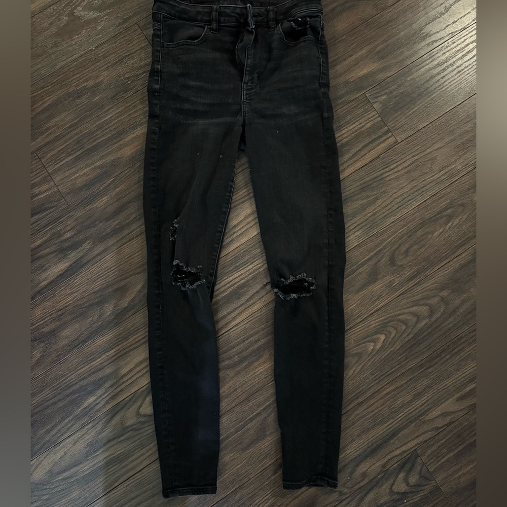 American Eagle High Rise Skinny Jeans Black Distressed - Women's Stretch